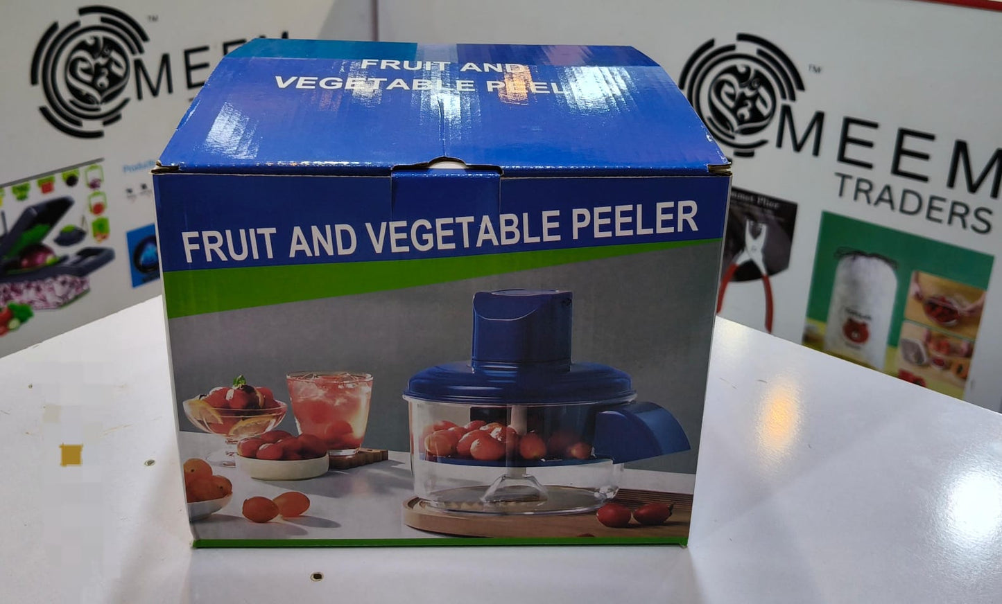 Automatic electric fruit peeler